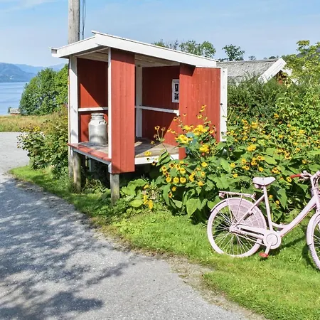 בית נופש Eikhaugen Gjestegard *